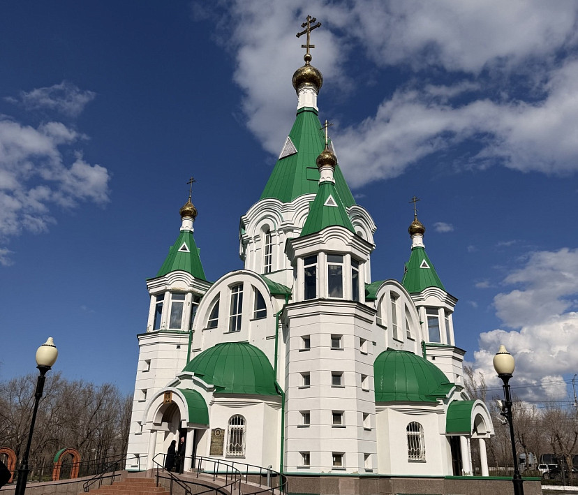 Саратовцы на экскурсии смогут поклониться мощам Оптинских старцев